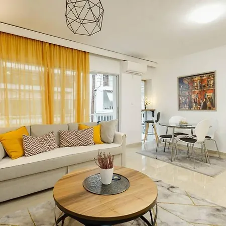 Spacious Stylish Up To 4ppl Close To Centre