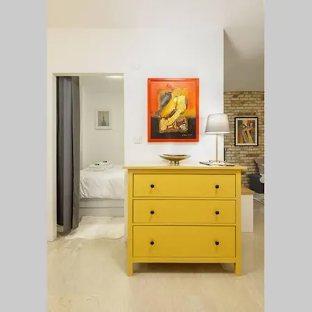 Spacious Stylish Up To 4ppl Close To Centre Thessaloniki