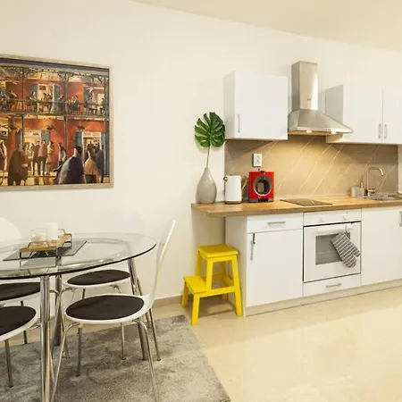 Spacious Stylish Up To 4ppl Close To Centre Lägenhet Thessaloníki