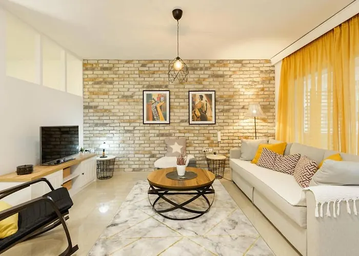 Lejlighed Spacious Stylish Up To 4ppl Close To Centre *